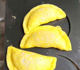 蛋餃加工過程實(shí)拍